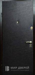 Дверь входная с ковкой №1 - фото вид изнутри
