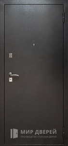 Квартирная дверь эконом антик №6 - фото вид снаружи